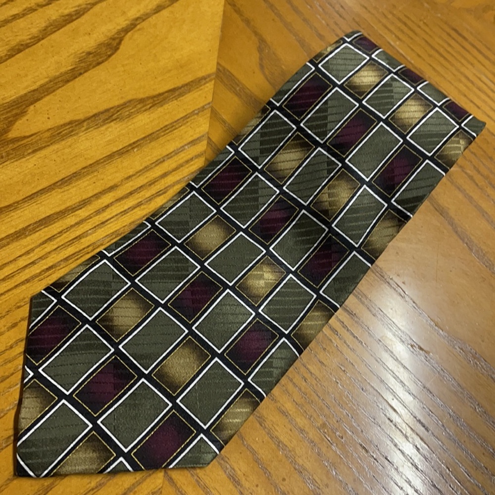 Willis Rosewell Necktie | 100% Silk